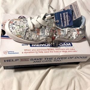 This are some cute animals shoes never been worn